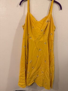 Old Navy Yellow Floral Midi Dress